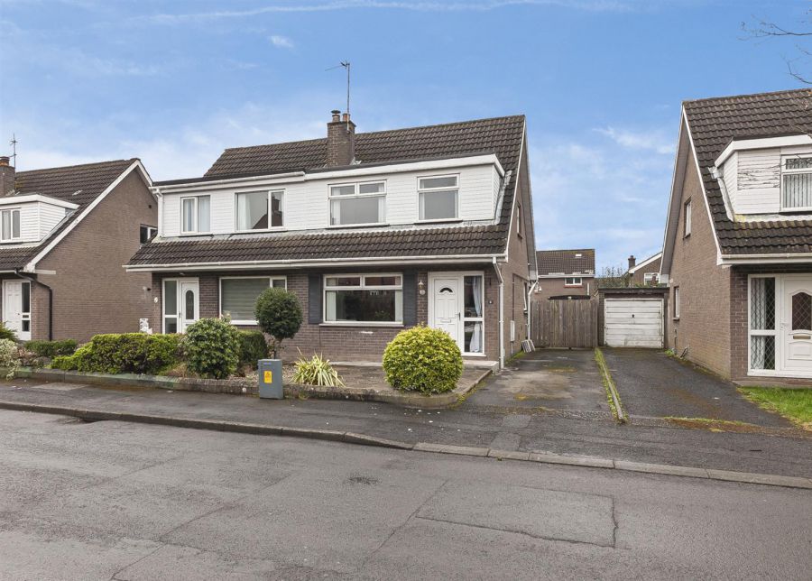 8 Lakeside Drive, south belfast, belfast, BT10 0NU