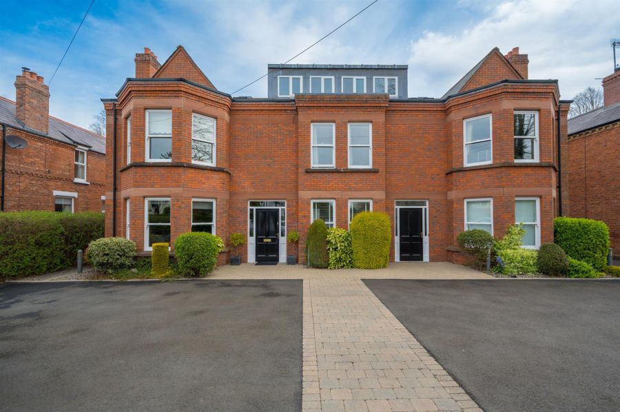 Apt 2, 96 Balmoral Avenue, south belfast, belfast, BT9 6NY