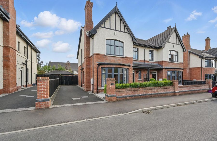 8 Harberton Lane, south belfast, belfast, BT9 6WQ