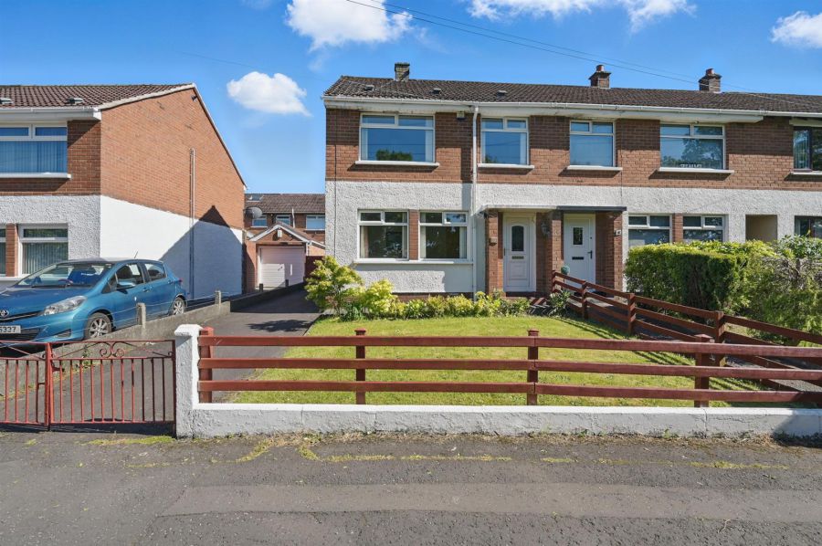 17 Wedderburn Gardens, south belfast, belfast, BT10 0FZ