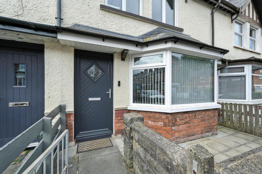 74 Ulsterville Gardens, south belfast, belfast, BT9 7BB