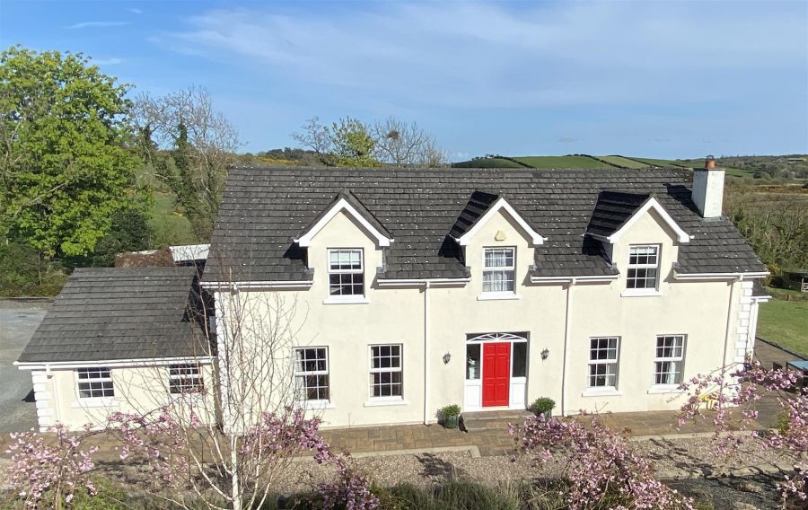 39 Cherryhill Road, ballynahinch, BT24 8NW