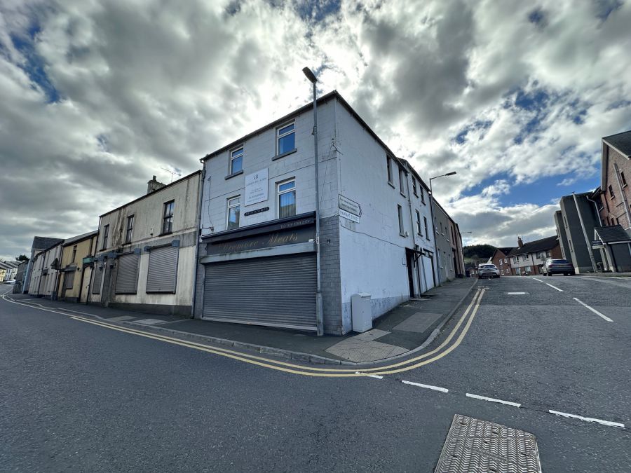 2 Meeting Street, dromore, BT25 1AQ