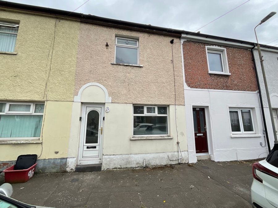 98 Frenchpark Street, donegall road, belfast, BT12 6HZ