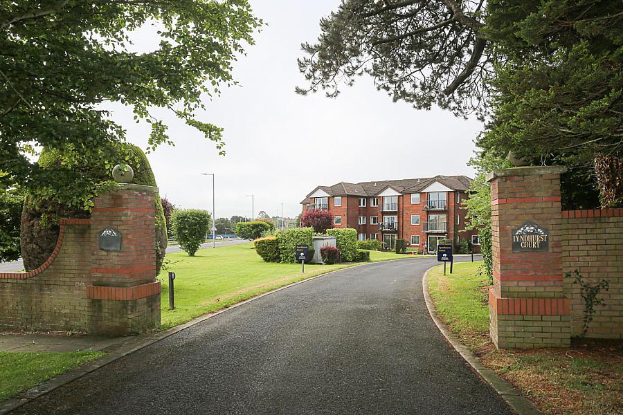 2 Lyndhurst Court, bangor, BT19 1AP