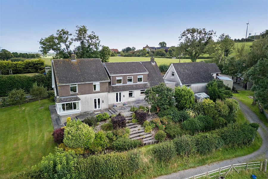 71 Killynure Road West, carryduff, BT8 8EA