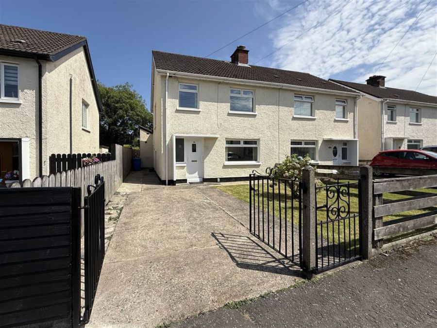 30 Downshire Park East, cregagh, belfast, BT6 9JP