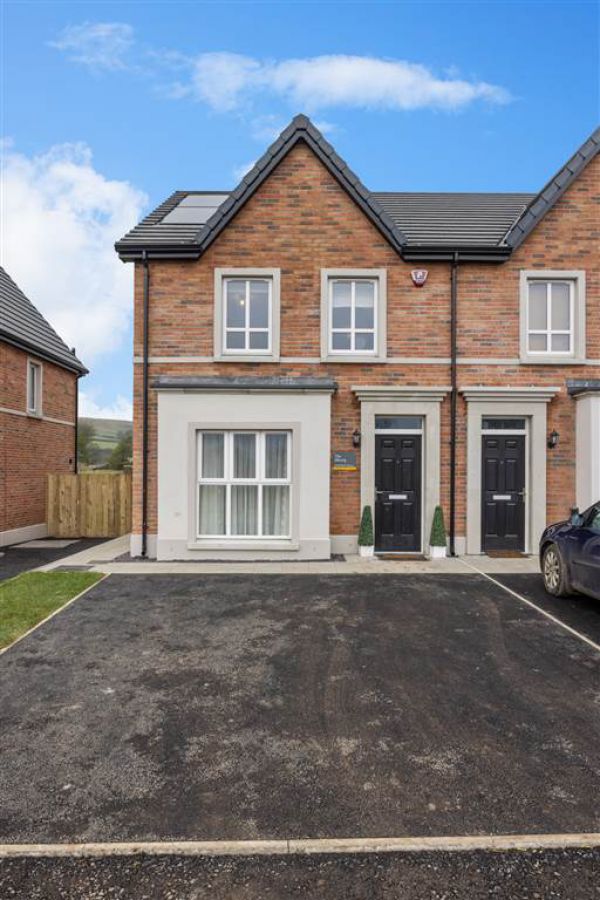 The Knocklayd Carncormick Meadow, cargan, BT43 7JU