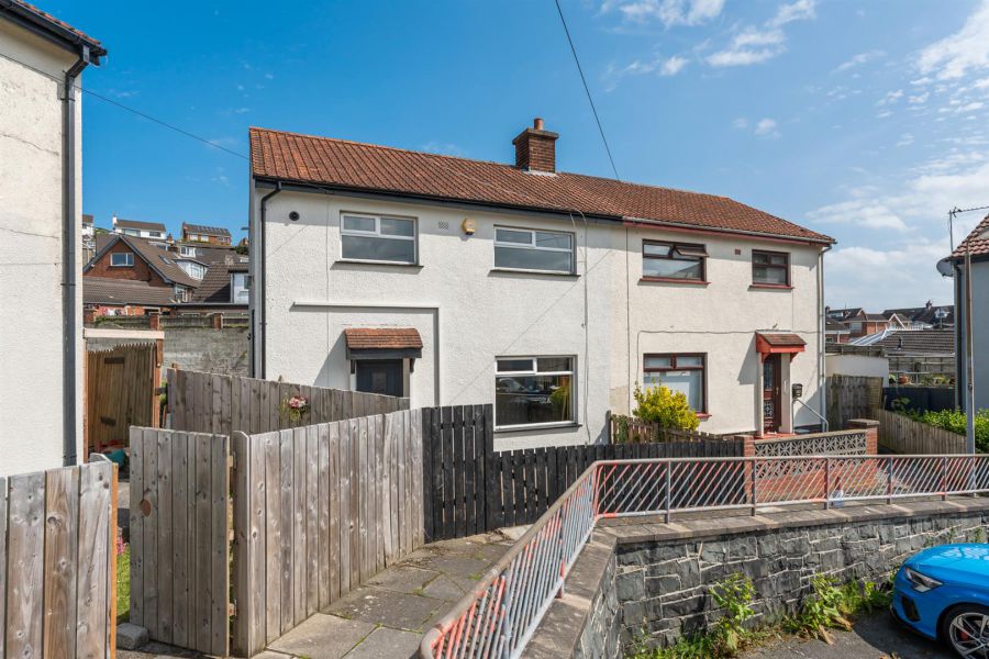 18 Slievemore Avenue, newtownards, BT23 8JT
