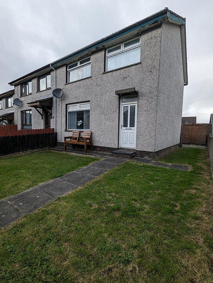18 Hillmount Gardens, larne, BT40 1TF
