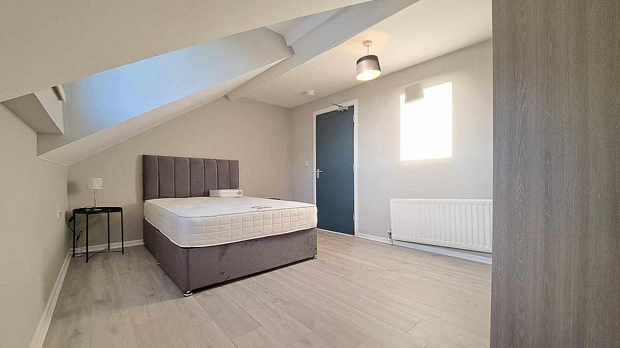 Rms 2, 4 Lothair Avenue, belfast, BT15 2HU