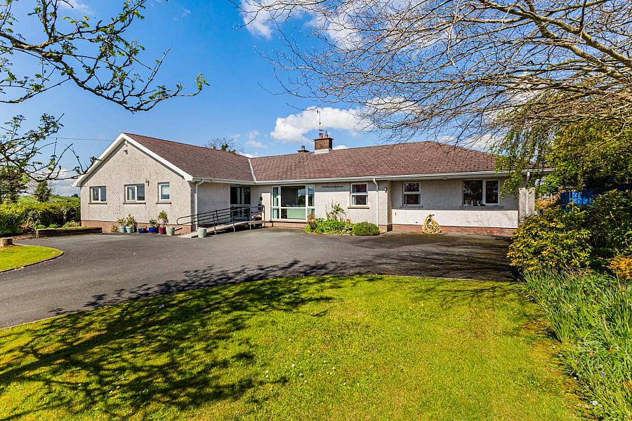 37 Ballynahinch Road, dromore, BT25 1DT
