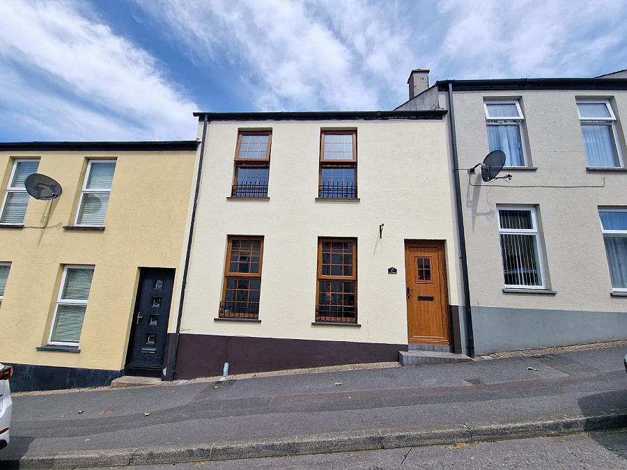 37 Meeting Street, dromore, BT25 1AJ