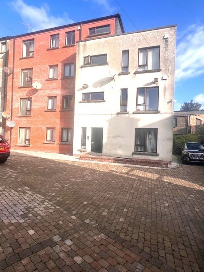 4 Castleton Mews, 6 castleton gardens, belfast, BT15 3BY