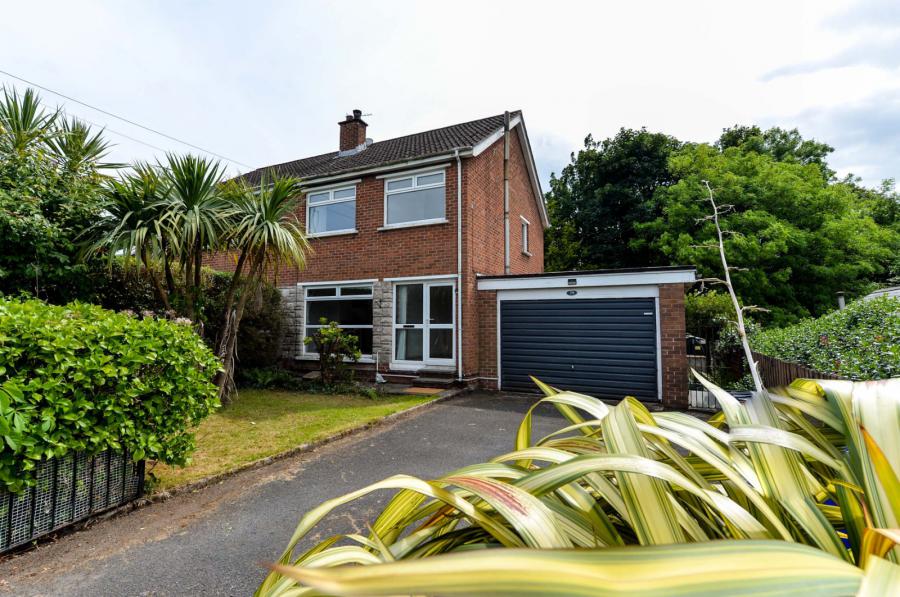 79 Gilnahirk Road, belfast, BT5 7DE