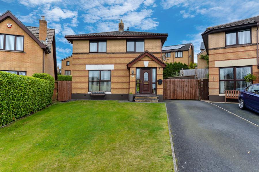 33 Old Mill Grove, dundonald, belfast, BT16 1WB