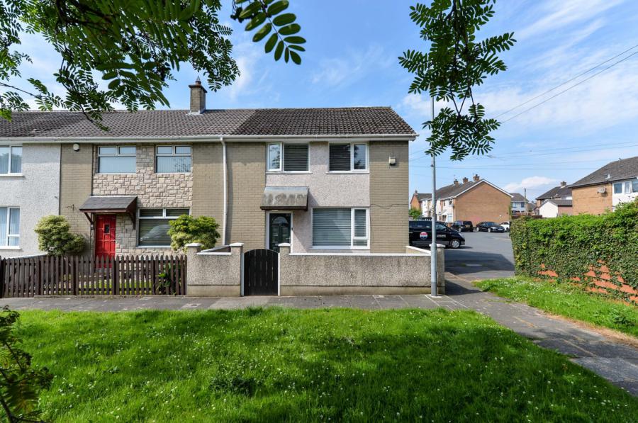 83 Drumadoon Drive, dundonald, belfast, BT16 2PR