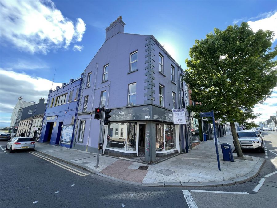 2 High Street, donaghadee, BT21 0AA