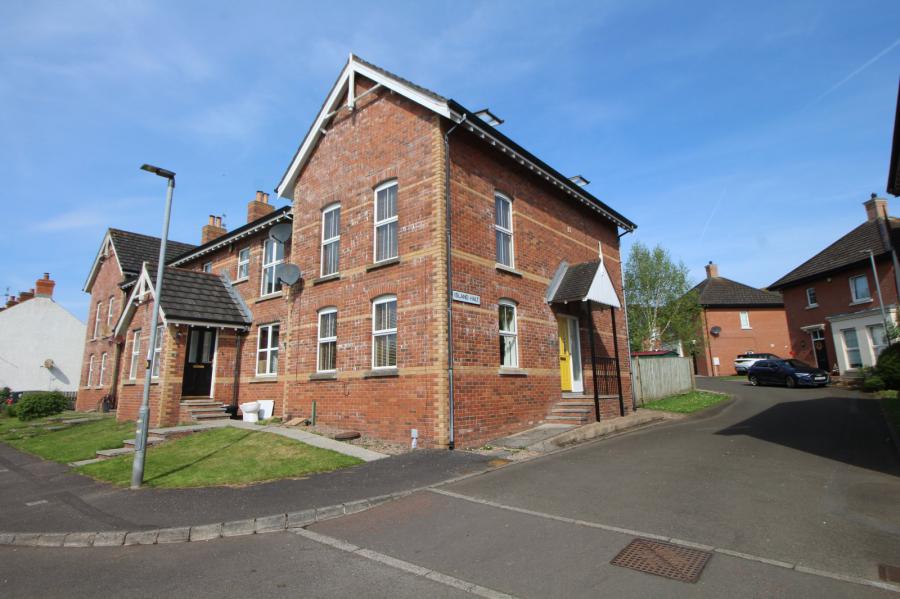 24 Glenisland Terrace, carrickfergus, county antrim, BT38 8RD