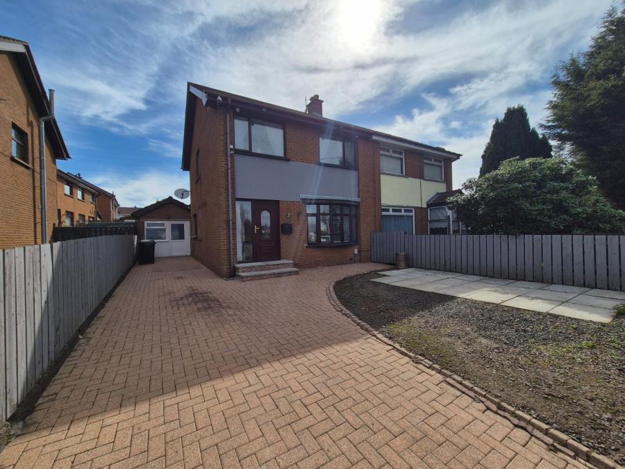 73 Manse Road, newtownabbey, BT36 6SN