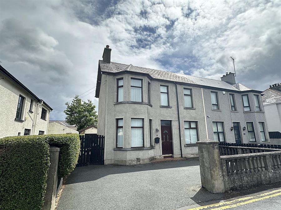 18 Bryansford Gardens, newcastle, BT33 0EQ