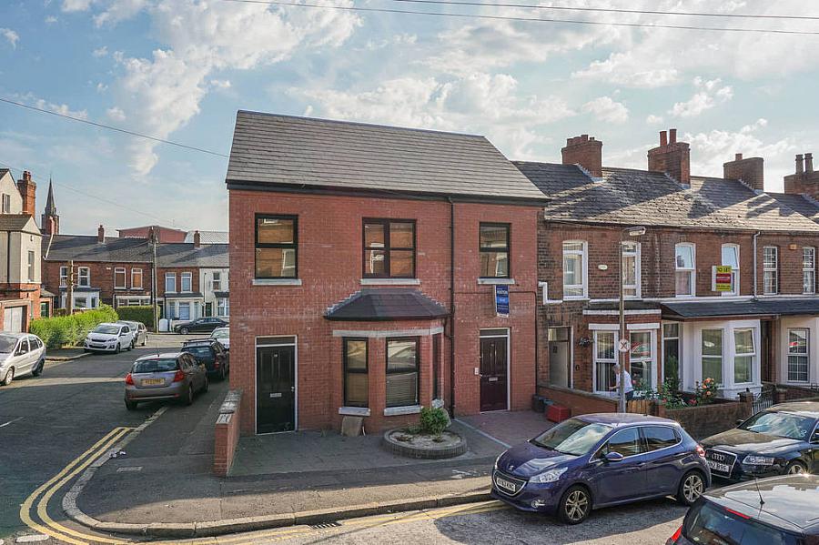 Flat 1, 10 Melrose Street, belfast, BT9 7DN