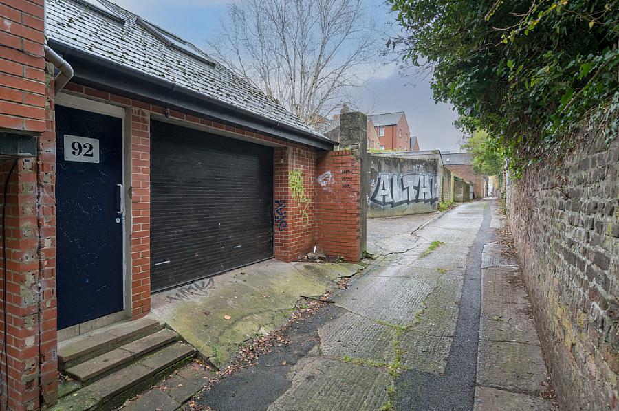 The Mews Eglantine Avenue, belfast, BT9 6EU