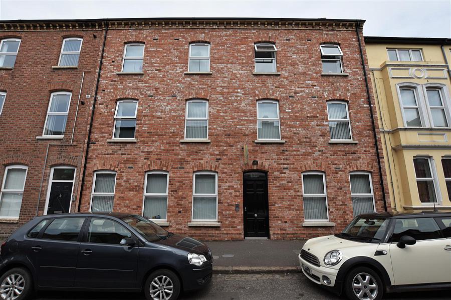 Apt 2, 125 Wellesley Avenue, belfast, co antrim, BT9 6DH