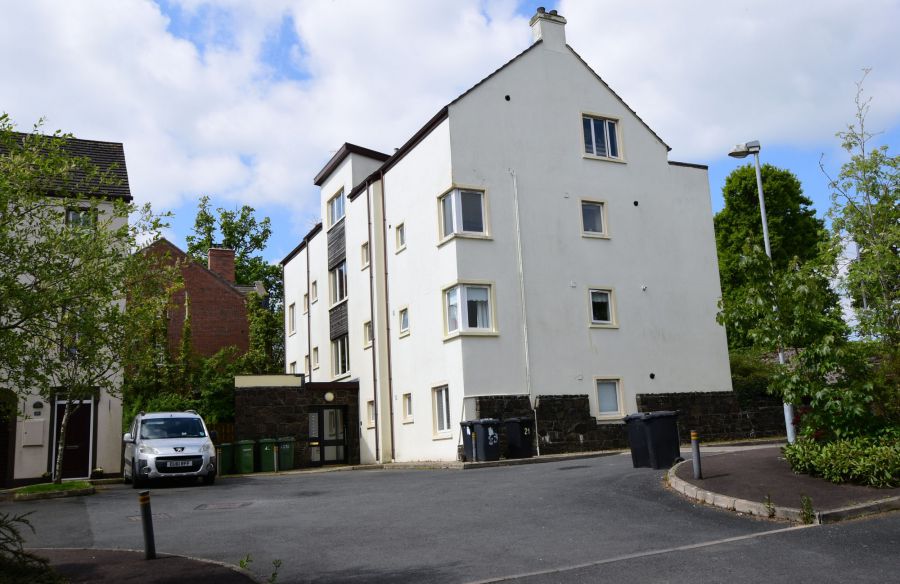 27 Village Court, moira, BT67 0GW