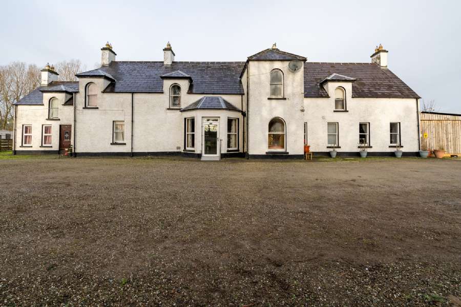 Castletown House, 91 Urney Road, strabane, BT82 9RT