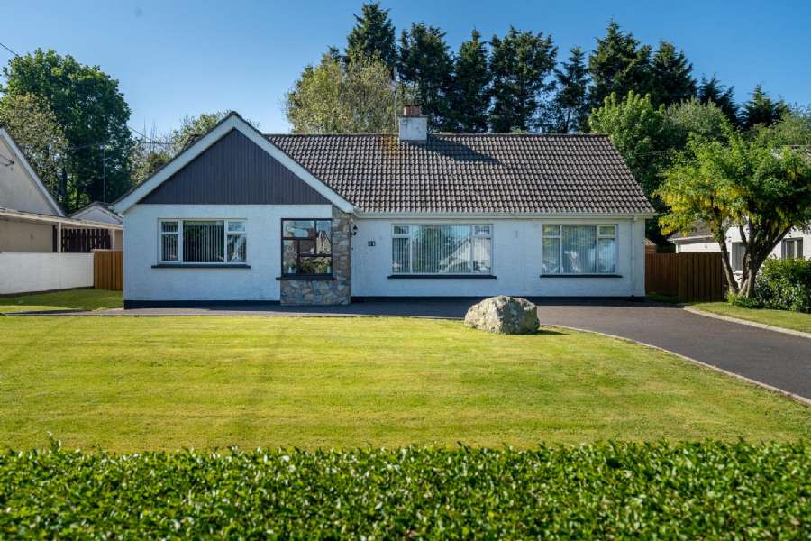 11 Ashgrove Park, strabane, BT82 9EG