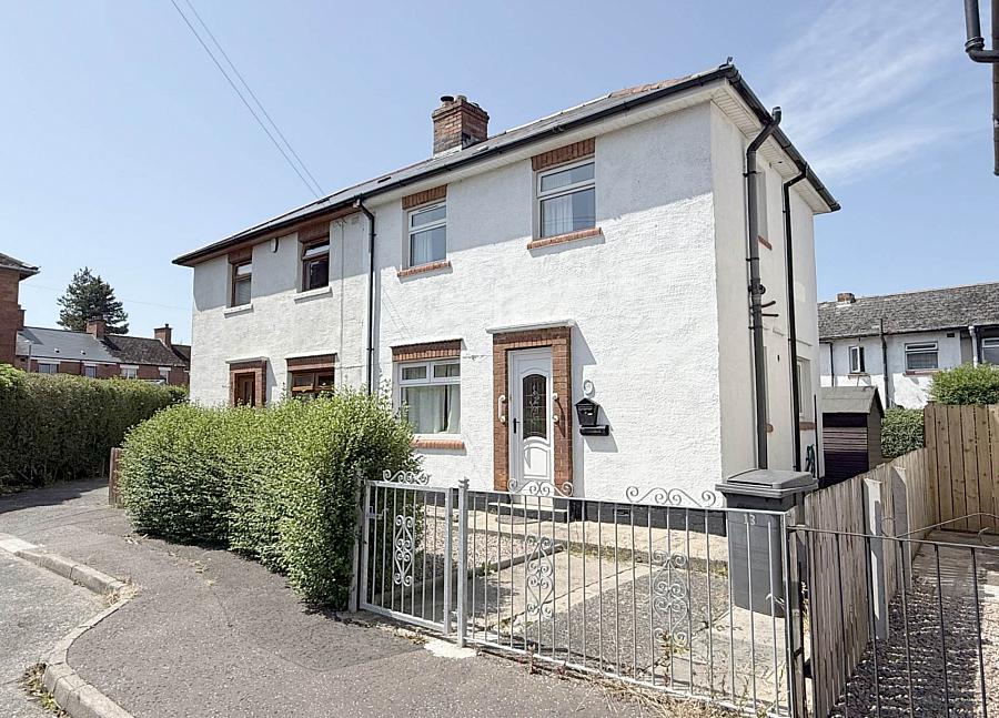 13 Chesham Drive, ravenhill, belfast, BT6 8GT