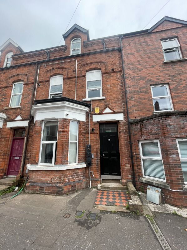 Apt 1, 23 Fitzroy Avenue, belfast, BT7 1HS