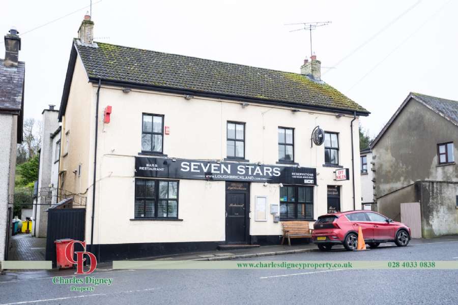 The Seven Stars, 4 Main Street, loughbrickland, BT32 3NQ