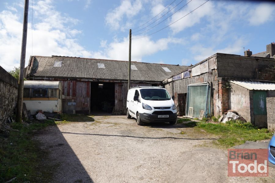 16a Old Glenarm Road, larne, BT40 1RW