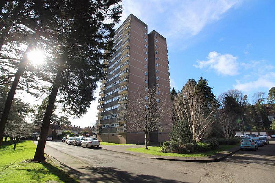 13c Riverdale House, dunmurry, belfast, BT17 9DD