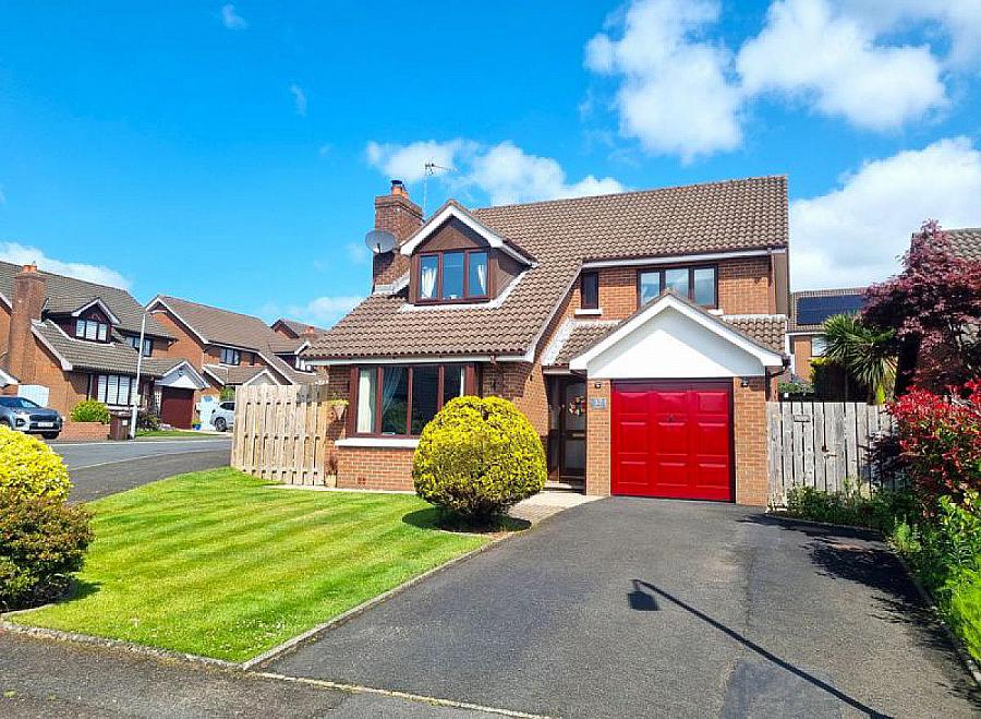 37 Kirkwoods Park, lisburn, BT28 3RR