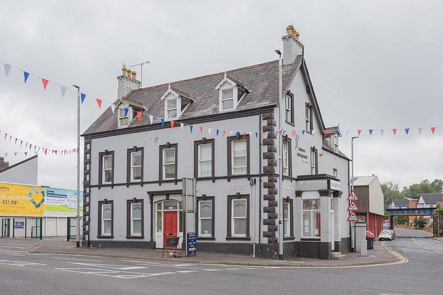 1 Henry Street, ballymena, BT42 3AA