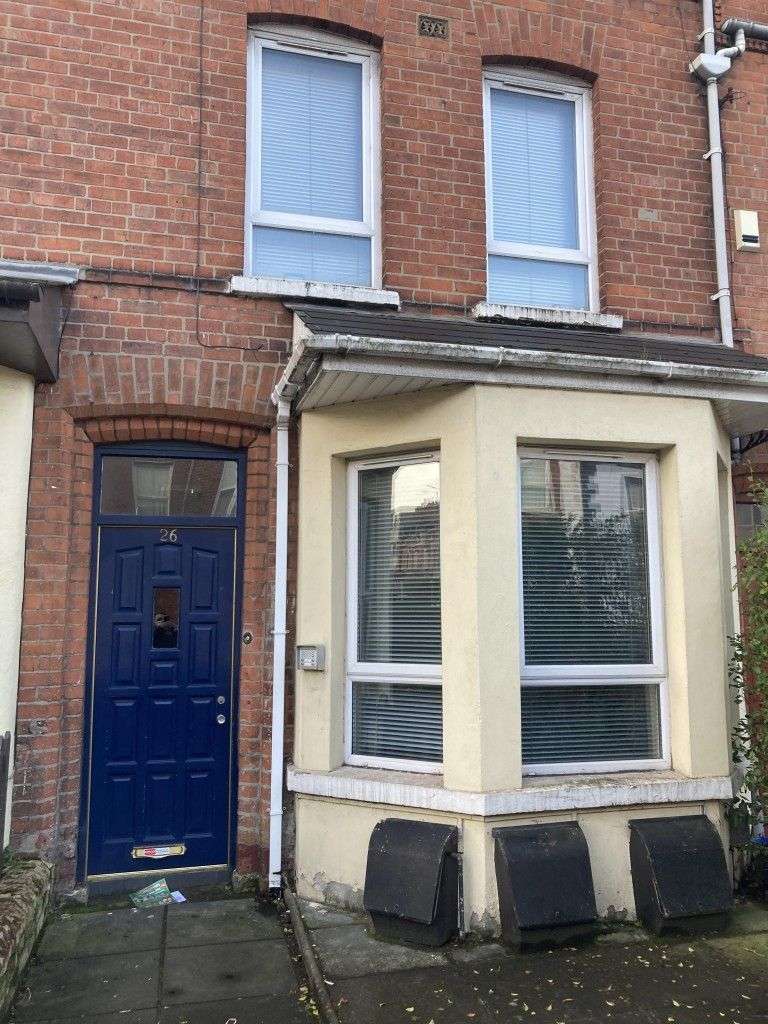 Flat A 26 Tates Avenue, belfast, BT9 7BY