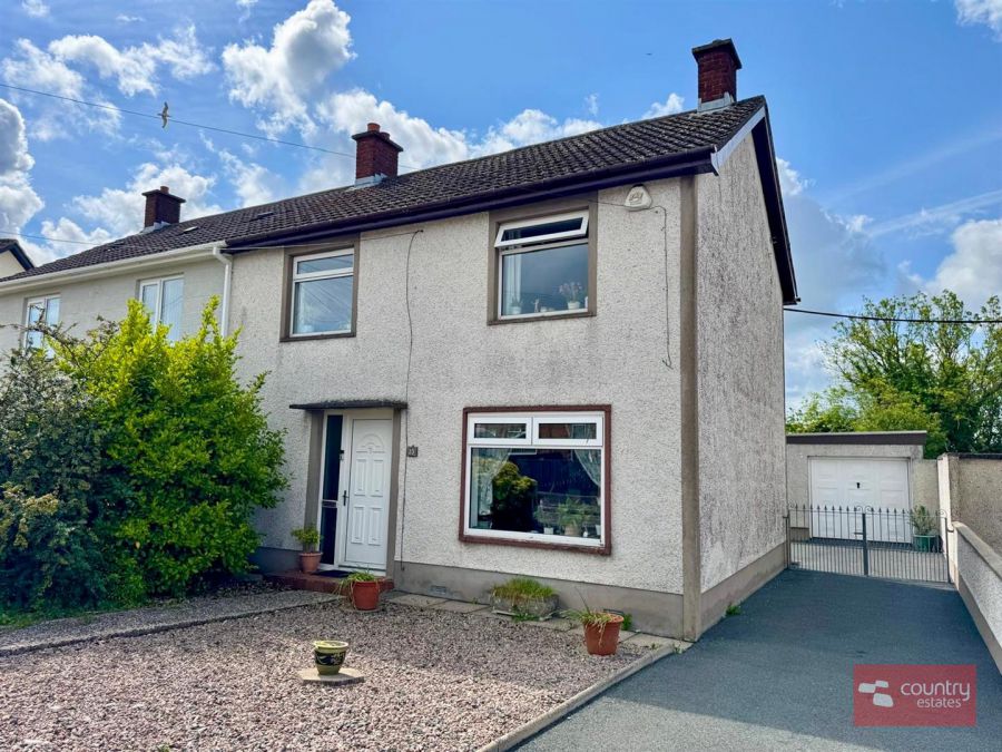 13 Garron Crescent, larne, BT40 2AT