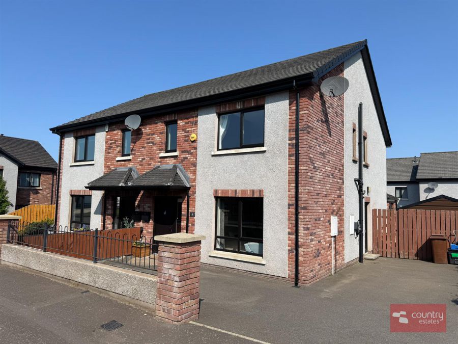 8 Victoria Road, ballyclare, BT39 9JE