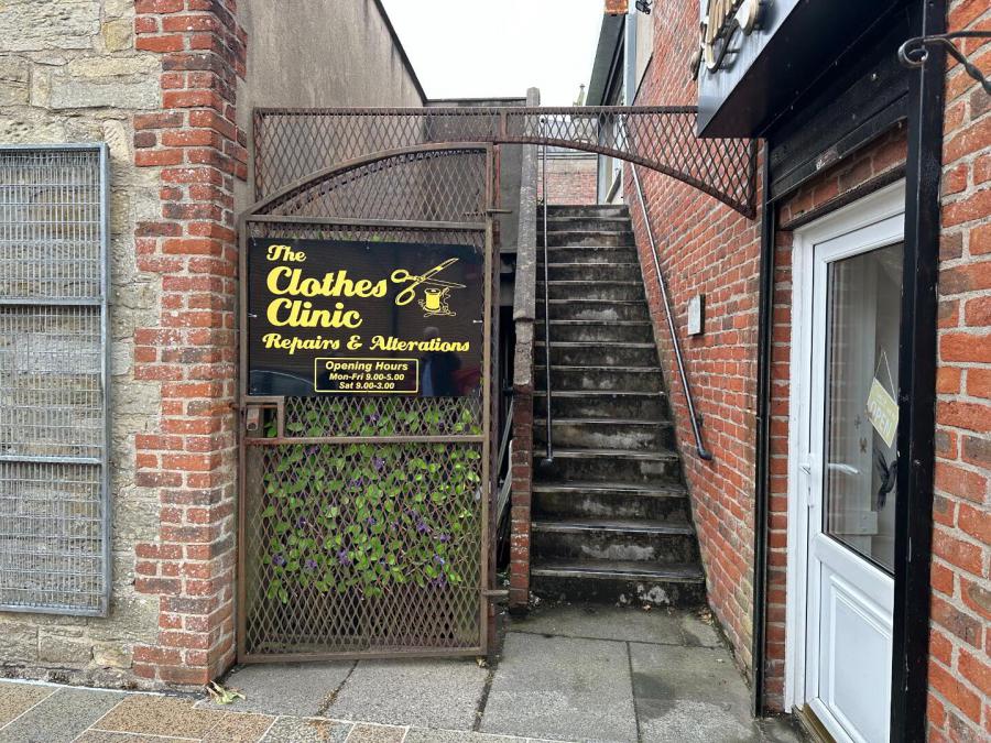 The Clothes Clinic, 4 Scotch Street Centre, dungannon, BT70 1AR