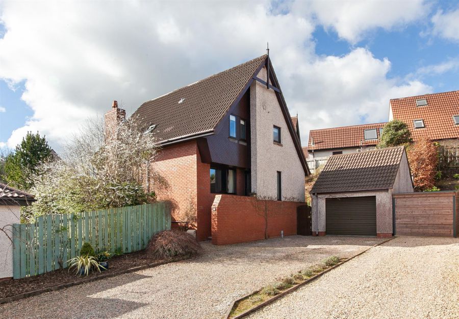 84 Greer Park Heights, newtownbreda, belfast, BT8 7YG