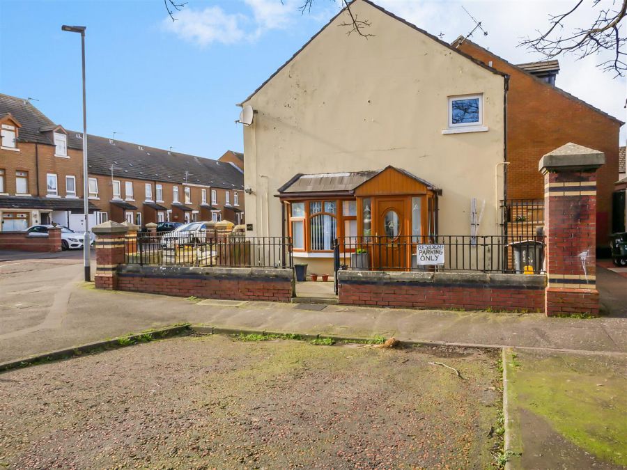 40 Upper Stanfield Street, ormeau road,, belfast, BT7 2DN