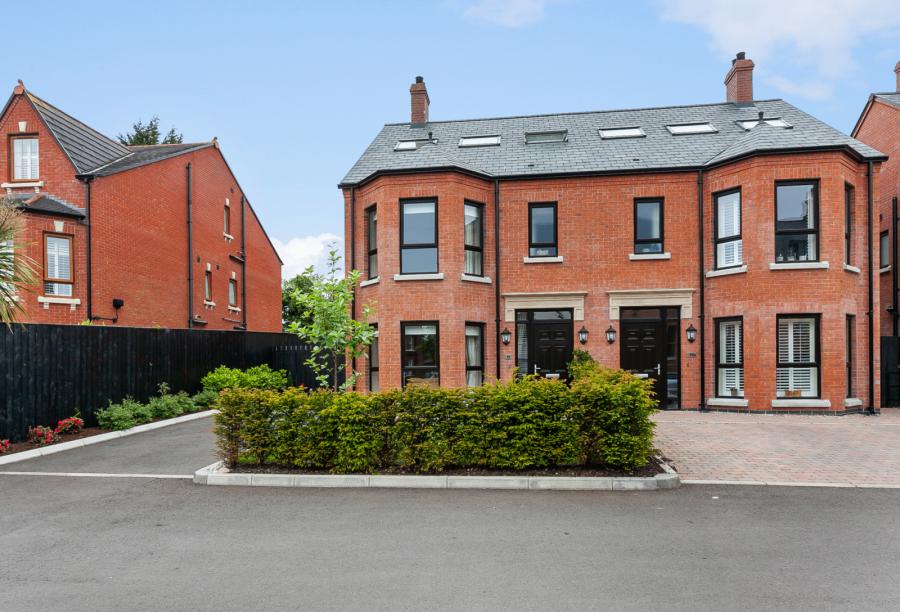 17 Upper Lisburn Road, finaghy, belfast, BT10 0GW