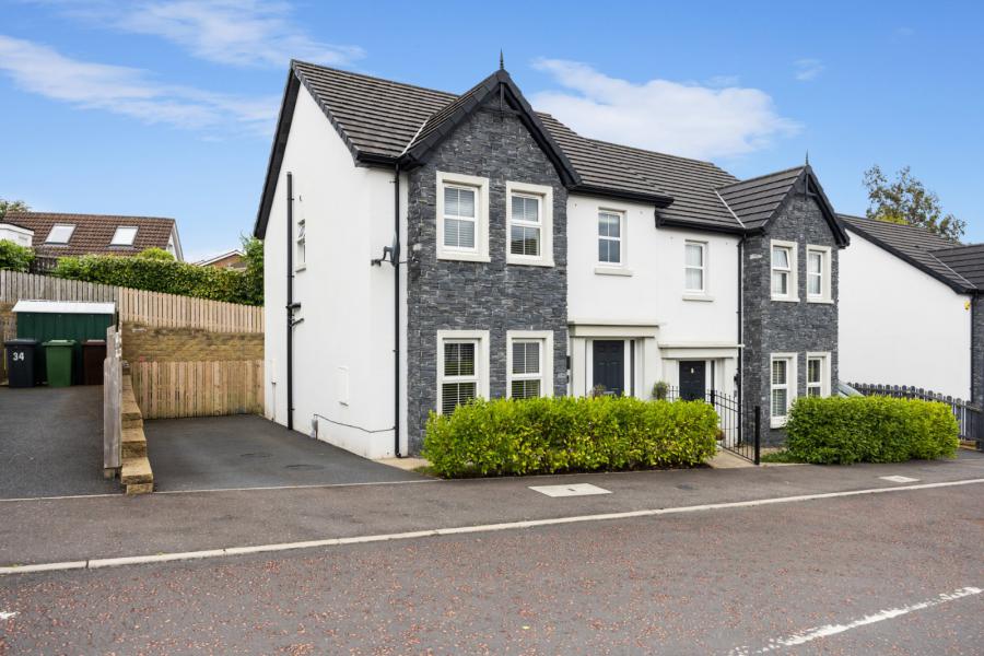 32 Huntingdon Hill, lisburn, county down, BT28 3GX