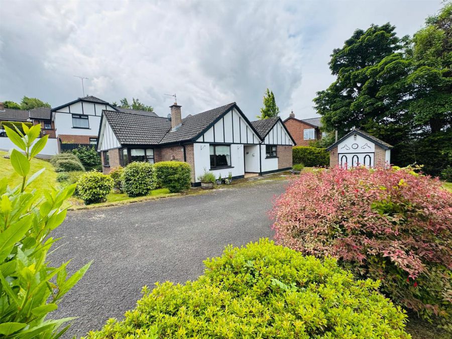 62 Bayswater, limavady road, l'derry, BT47 6JL