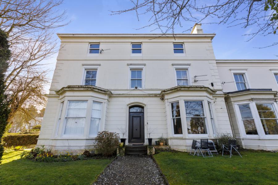 Flat 9, 7 Ardmore Terrace, holywood, county down, BT18 9BH
