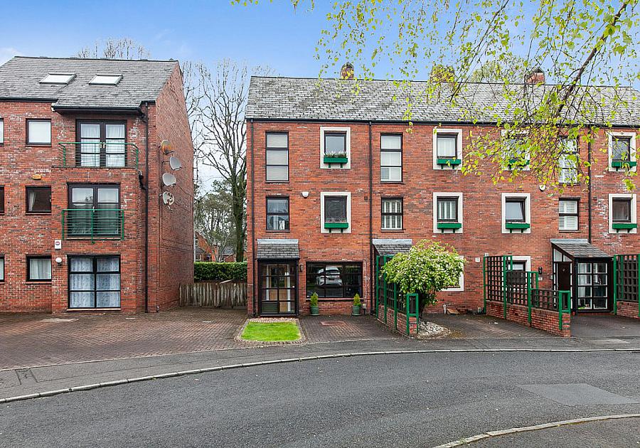 12 Malone Manor, malone road, belfast, BT9 6SR