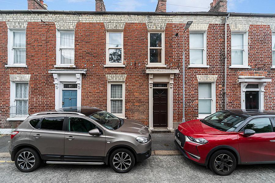 25 Malone Place, lisburn road, belfast, BT12 5FD